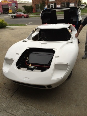 Ford-GT-40-front-clip